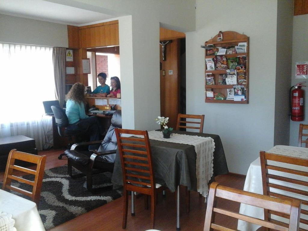 Hostal Y Departamentos Alcala Темуко Экстерьер фото